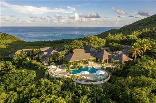 Вид с воздуха на Кактус-Хилл, одну из вилл Mustique на острове.