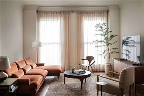 Внутренний и внешний вид The Pinch в Чарльстоне