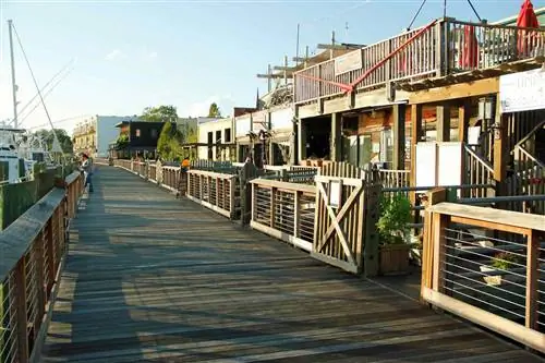 Дощатый настил реки Джорджтаун