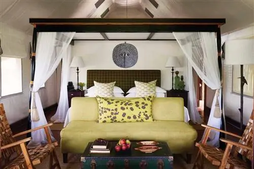 Номер в отеле Belmond Khwai River Lodge, признанном одним из лучших отелей мира.