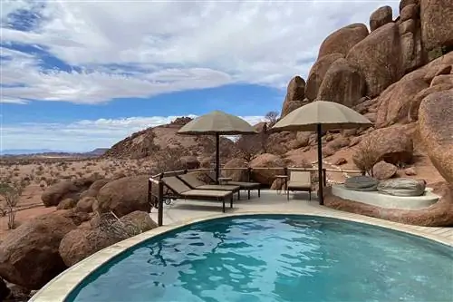 Бассейн в Habitas Namibia