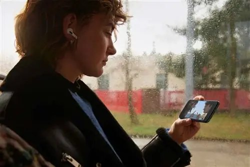 Новый iPhone выходит сегодня - и он идеален для путешественников
