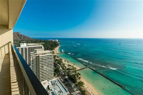 Вид с балкона Aston Waikiki Beach Tower Вид с балкона Aston Waikiki Beach Tower