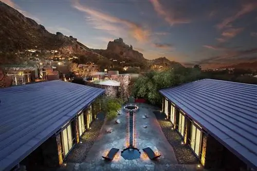 Обзор спа-салона Sanctuary Camelback Mountain, a Gurney's Resort & Spa Обзор спа-салона Sanctuary Camelback Mountain, a Gurney's Resort & Spa