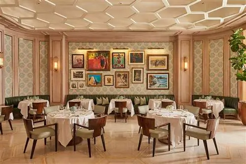 Интерьер кафе Boulud в Баха Мар