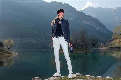 Женщина в Chervo FW21 Madrigale