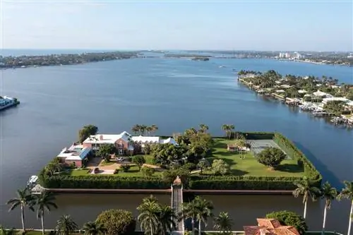 Вид с воздуха на остров Тарпон в Палм-Бич