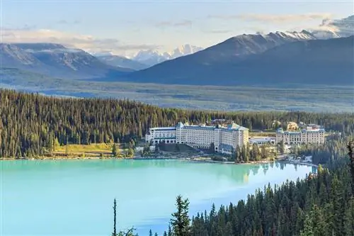 Внешний вид отеля Fairmont Chateau Lake Louise