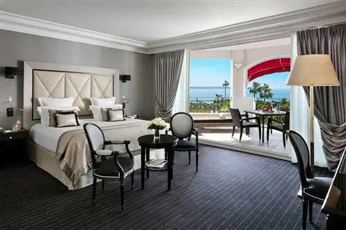 Отель Barrière Le Majestic, Канны, Франция