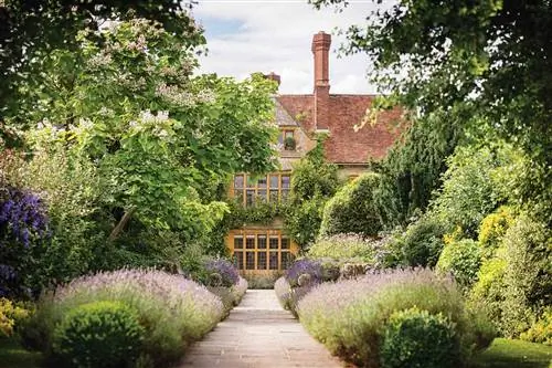 Le Manoir aux Quat’Saisons, отель Belmond, Оксфордшир, вид снаружи и из сада
