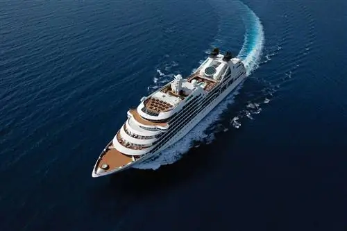 Вид с воздуха на Seabourn Quest Вид с воздуха на Seabourn Quest