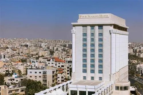 Внешний вид отеля Four Seasons Amman