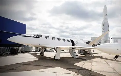 Электрический самолет Eviation Aviation Alice на авиасалоне в Париже