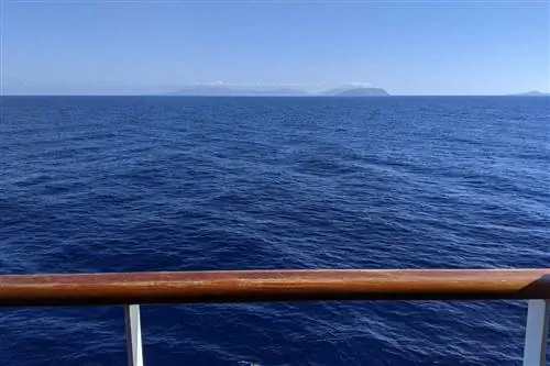 Круизный лайнер Silversea, поездка Silver Moon на Кипр, Грецию