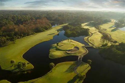 Антенна поля для гольфа в Иннисбруке, курорте Salamander Golf & Spa.