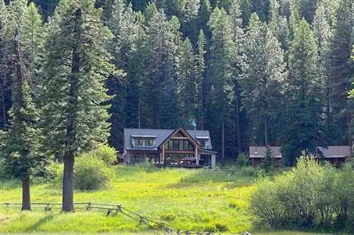 Внешний вид The Minam River Lodge