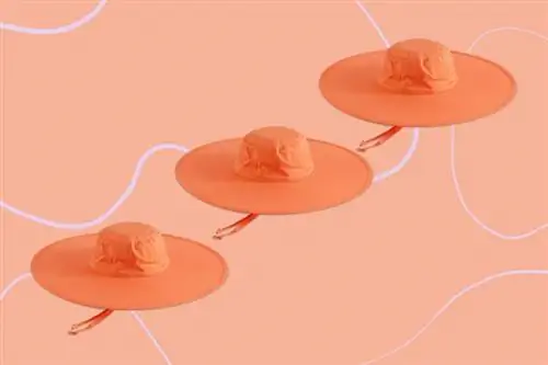 Оранжевая шляпа от солнца