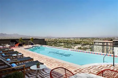 Выпускники Отели