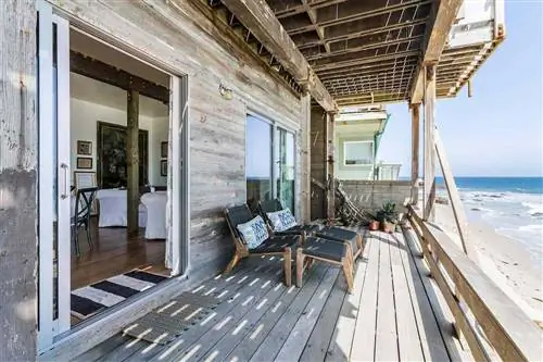 Лучшие Airbnbs в Калифорнии, от пляжных бунгало до оазисов на скалах над облаками