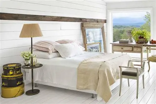 комната для гостей в Scandinavian Upstate Barn с видом на Катскилл