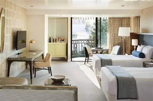 Лондонский Западный Голливуд в Беверли-Хиллз