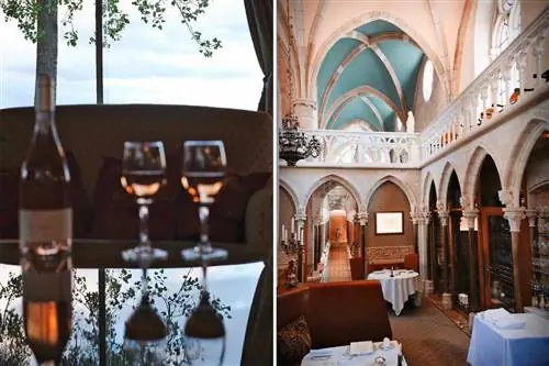 Бутылка и стаканы на Роуз на борту баржи Бельмонд; сводчатый интерьер ресторана Abbeye de la Bussiere во Франции