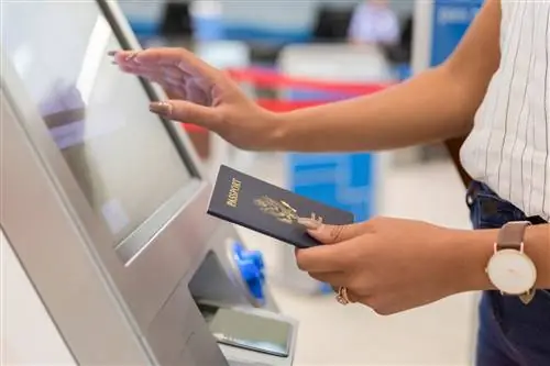 Все, что вам нужно знать о продлении паспорта во время пандемии