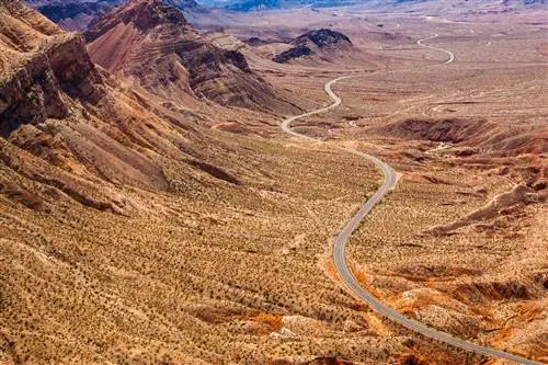 Это дорожное путешествие охватывает 12 лучших национальных парков Америки в одном 5, 600-мильном маршруте