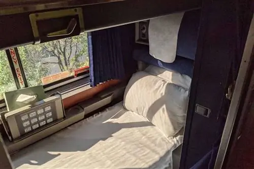Спальный вагон на Amtrak Coast Starlight, ночная поездка на поезде