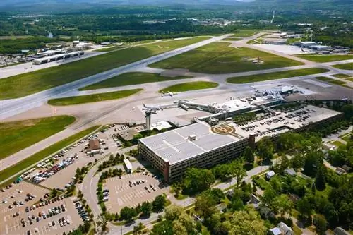 Аэропорт Берлингтон в Вермонте теперь предлагает тестирование на COVID-19
