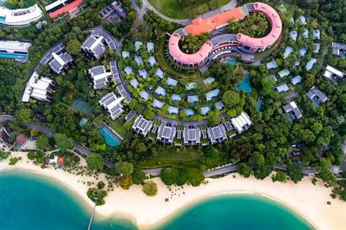 Вид с воздуха на Capella Singapore Sentosa