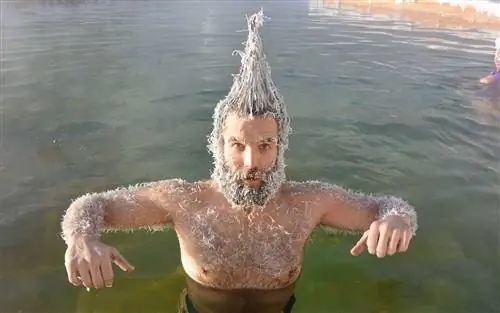 участник конкурса по замораживанию мужских волос