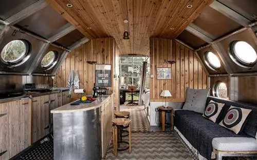 Дримнин, Шотландия Космический корабль Airbnb