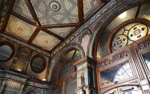 «Самый красивый банк» Лондона превращается в паб