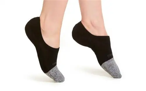 Невидимые носки для путешествий