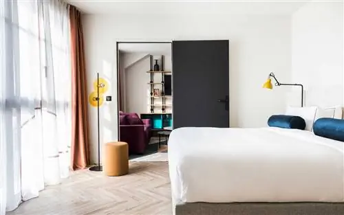 Номер в отеле Le Grand Quartier в Париже