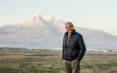 Пионер сафари Джеффри Кент рассказывает о старых и новых приключениях в Африке