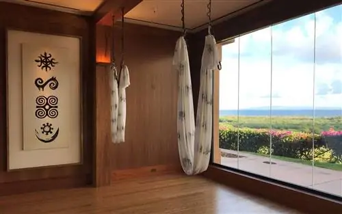 Зал йоги в отеле Four Seasons Lanai на Гавайях.