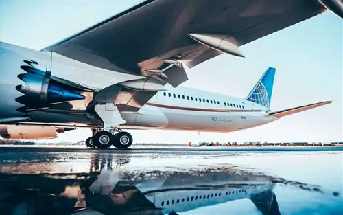 United стала первой авиакомпанией США, получившей новые огромные самолеты 787-10 Dreamliner - и вам обязательно нужно увидеть места бизнес-класса Polaris