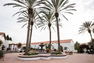 Внешний вид Chopra Center San Diego Spa