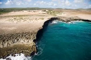 На изображении может находиться Земля на улице Природа Береговая линия Вода Океан Море Побережье Мыс и полуостров