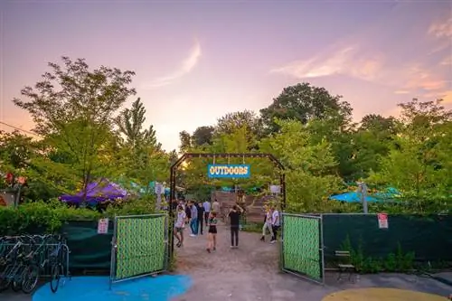 В настоящее время Outdoor Space NYC