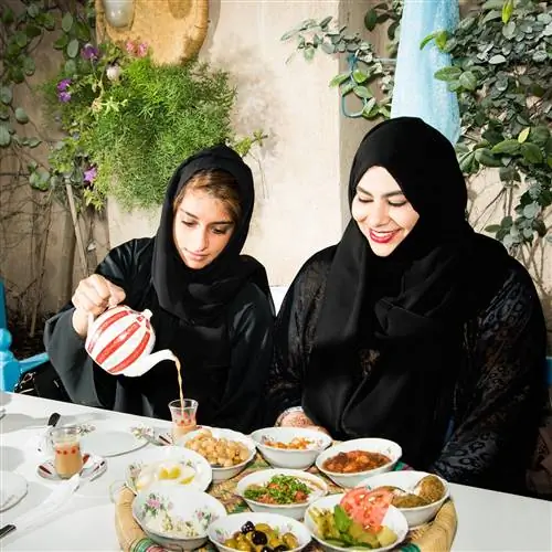 Журнал Cond Nast Traveller, ноябрь 2018 г., том VOL. VII Мудрость Дубай