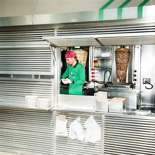 Журнал Cond Nast Traveller, ноябрь 2018 г., том VOL. VII Мудрость Дубай