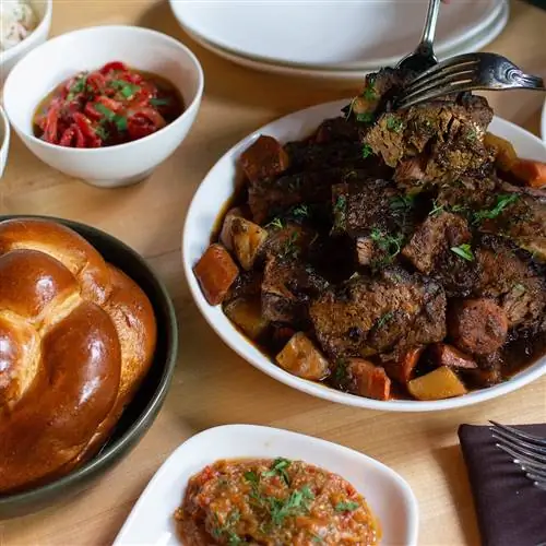 Abe Fisher Brisket Shabbat Meal Kit золотой живот
