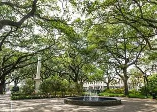 Фонтан на Джонсон-сквер в Саванне, Джорджия