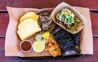 Лерой Льюис Остин Барбекю