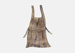 Изображение может содержать фартук