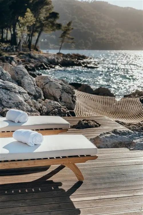 Maslina Resort расположен в Стари Граде, тихой альтернативе городу Хвар.