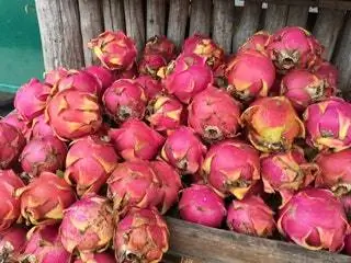 На изображении могут находиться продукты растительного происхождения и фрукты